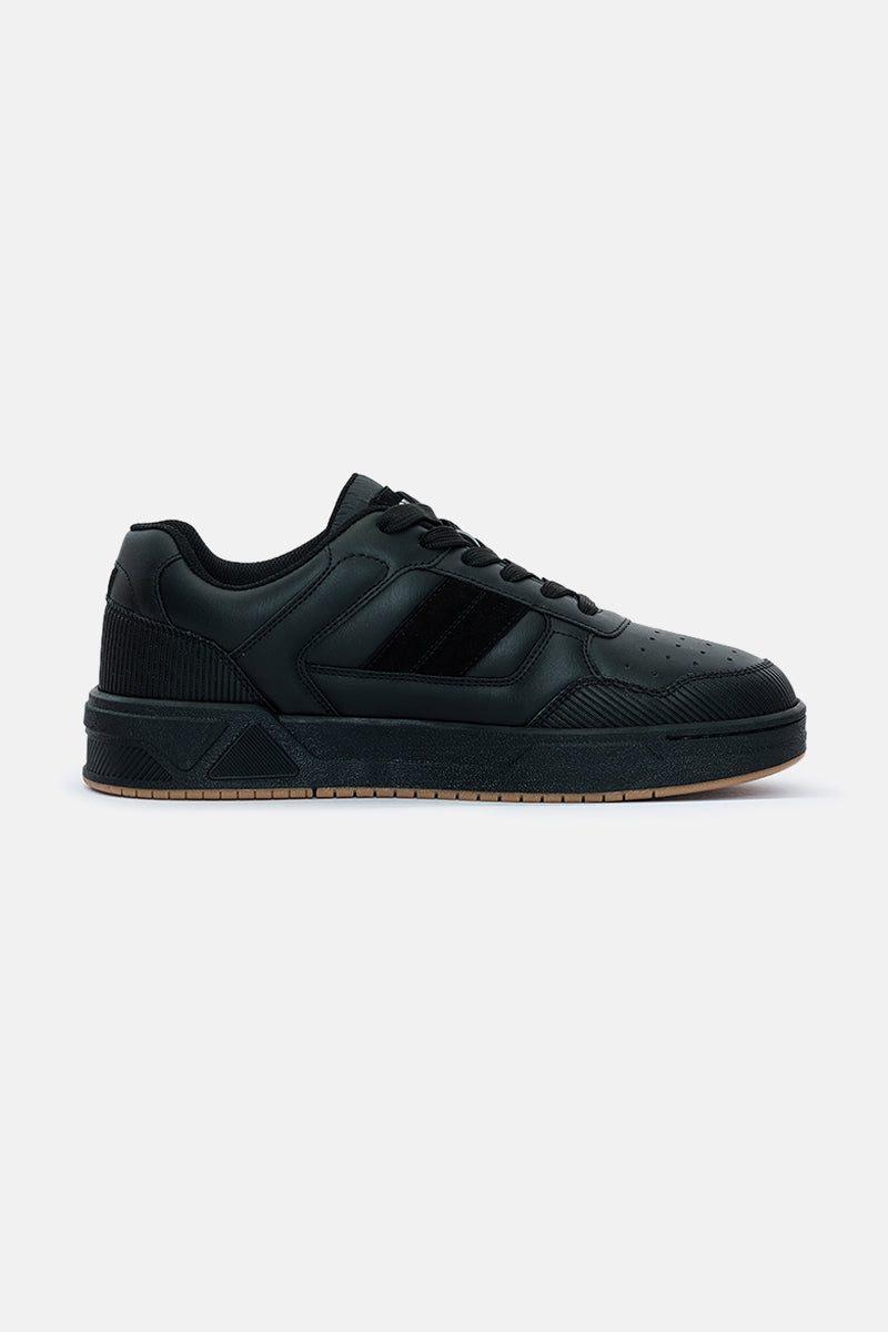 Aero Black Sneakers